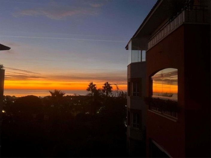 Image No.19-2 Bed Apartment for sale