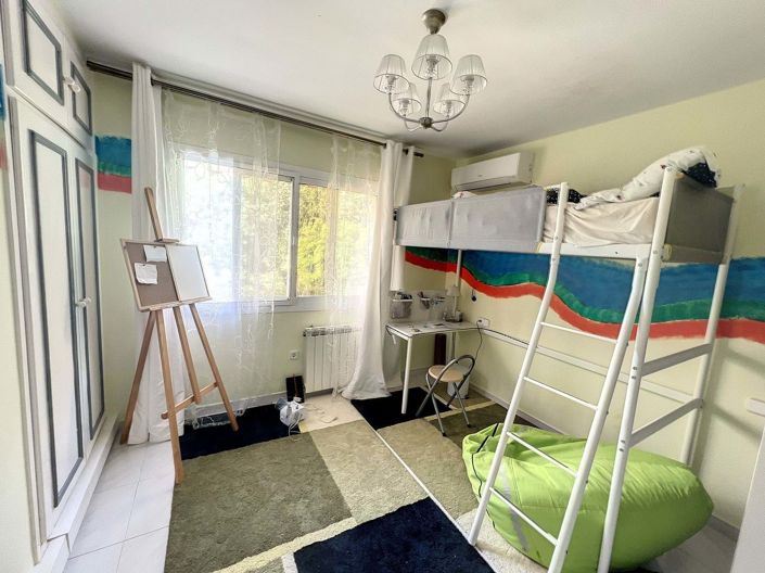 Image No.8-5 Bed Villa for sale