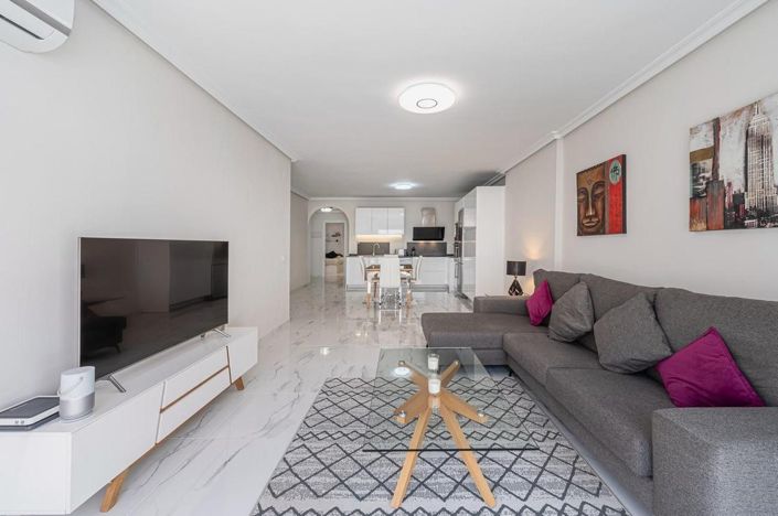 Image No.10-3 Bed Apartment for sale