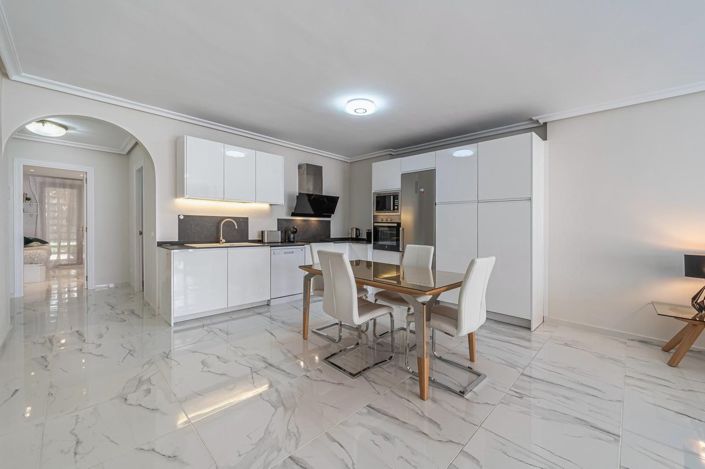 Image No.13-3 Bed Apartment for sale