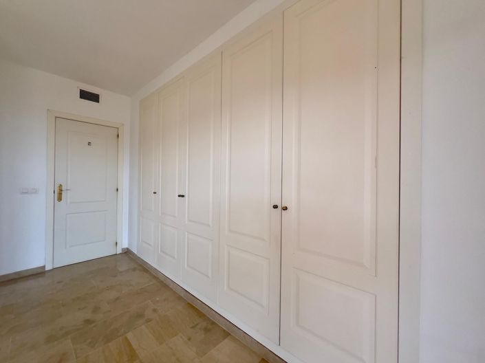 Image No.20-2 Bed Apartment for sale