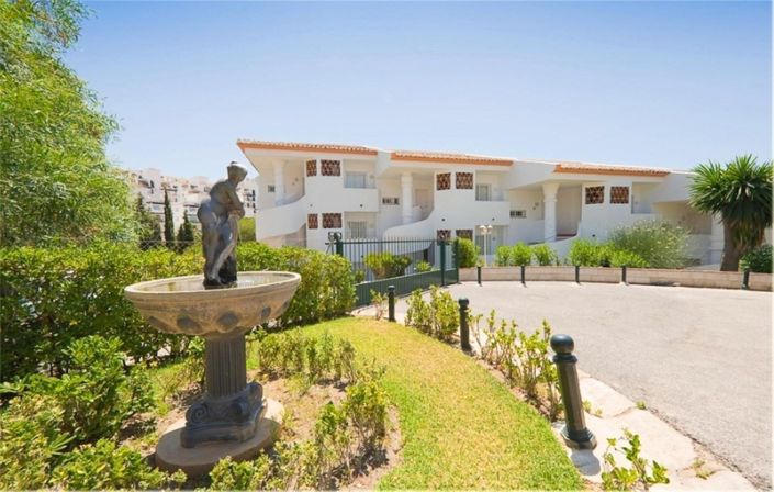 Image No.23-2 Bed Apartment for sale