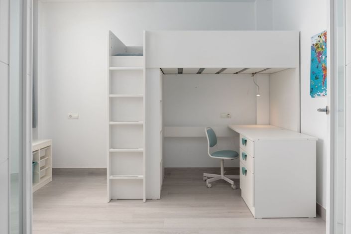 Image No.13-4 Bed Townhouse for sale