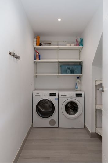 Image No.31-4 Bed Townhouse for sale