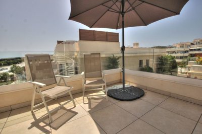 3982-659520-78d1f4f8b6655591b02d22fabb36a692d