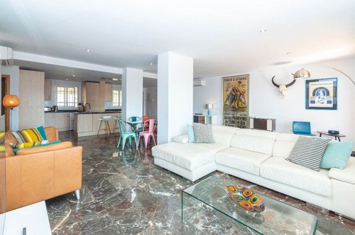 Image No.12-4 Bed Apartment for sale