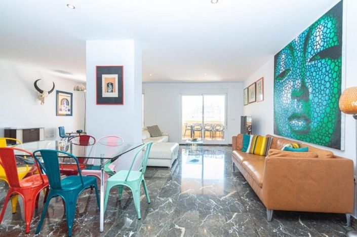 Image No.14-4 Bed Apartment for sale