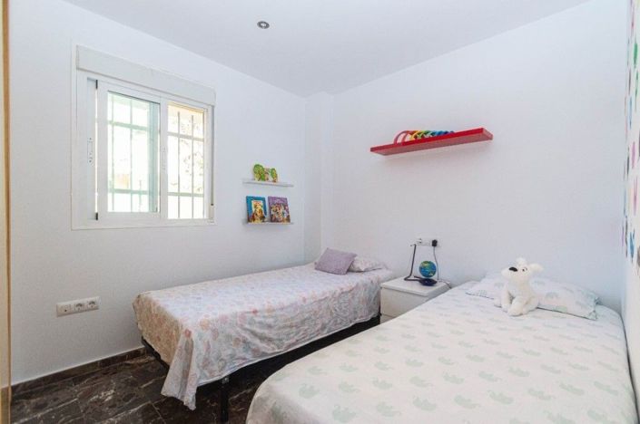 Image No.27-4 Bed Apartment for sale