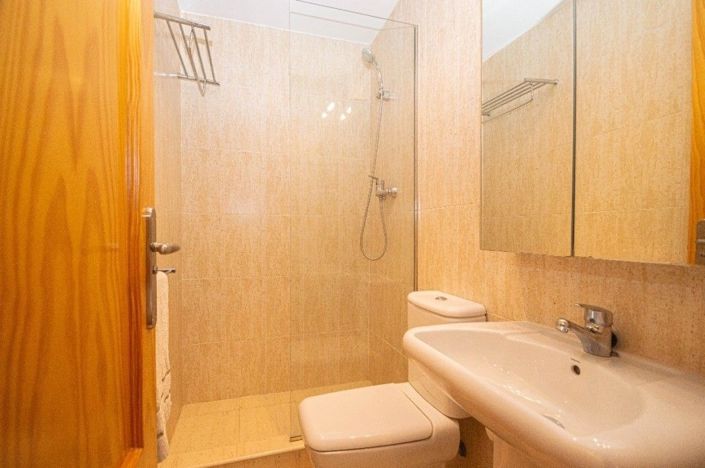 Image No.29-4 Bed Apartment for sale