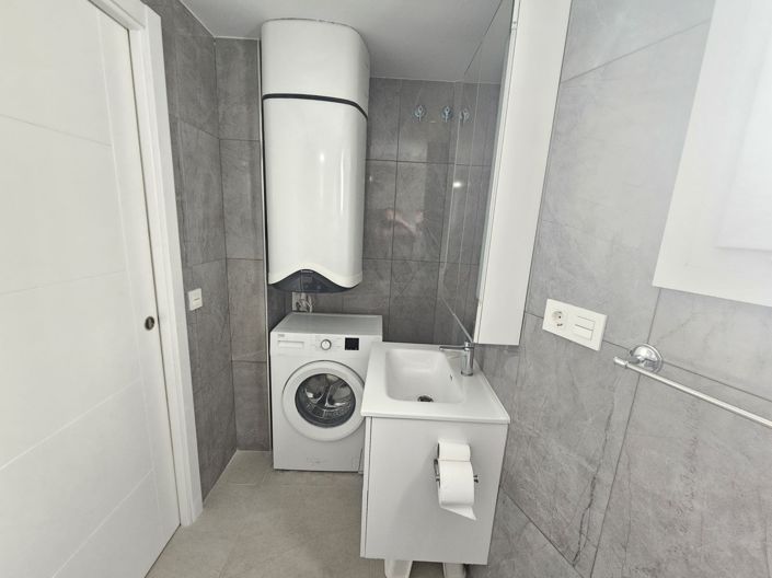 Image No.15-2 Bed Apartment for sale