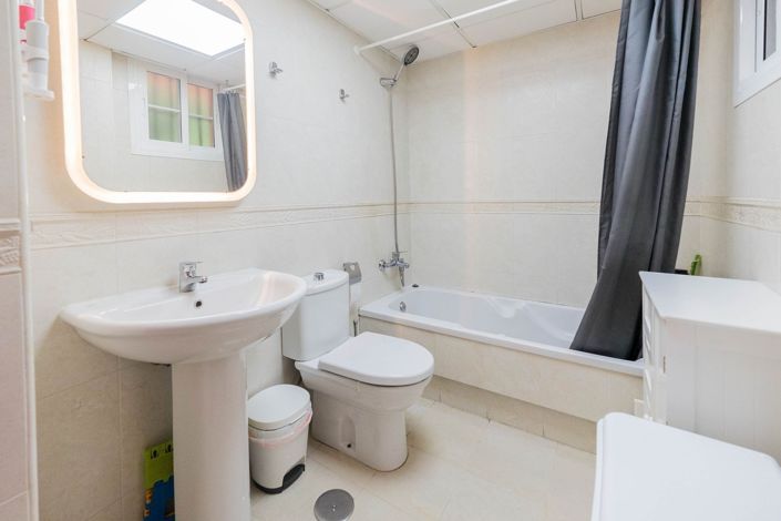 Image No.15-2 Bed Apartment for sale