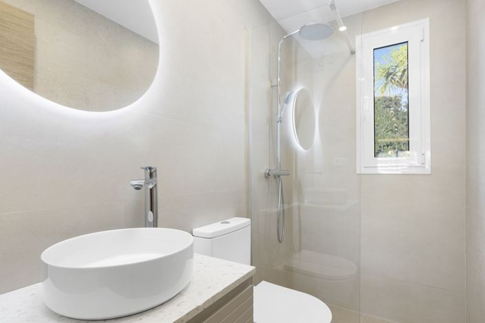 Image No.20-3 Bed Apartment for sale