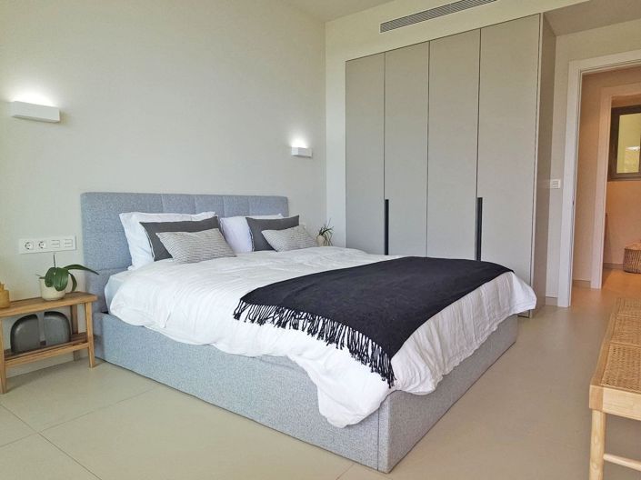 Image No.21-2 Bed Apartment for sale