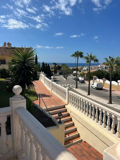 Image No.31-3 Bed Apartment for sale