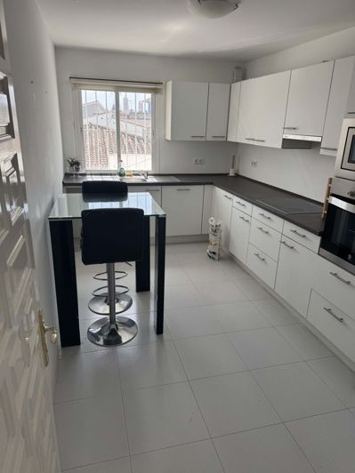 Image No.6-6 Bed Villa for sale