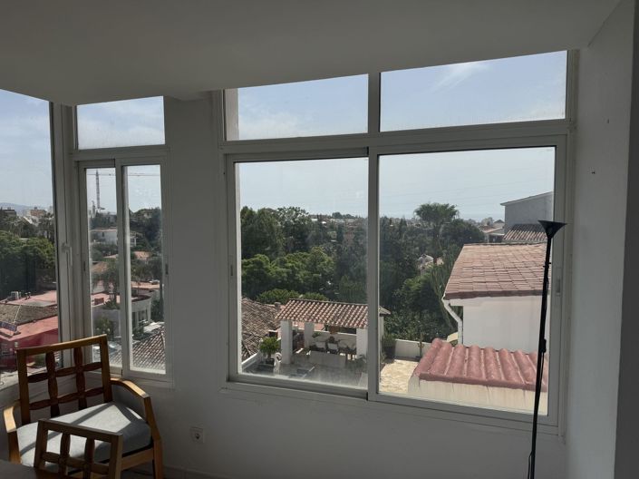 Image No.9-6 Bed Villa for sale