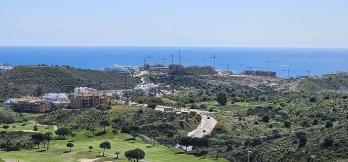 Image No.32-2 Bed Apartment for sale