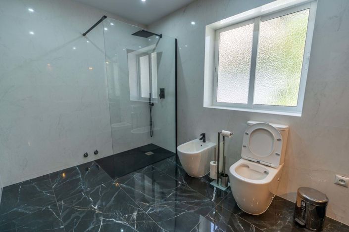 Image No.30-4 Bed Villa for sale