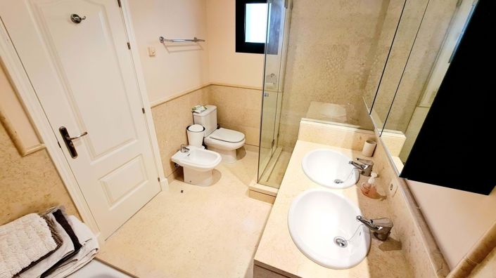 Image No.19-2 Bed Apartment for sale