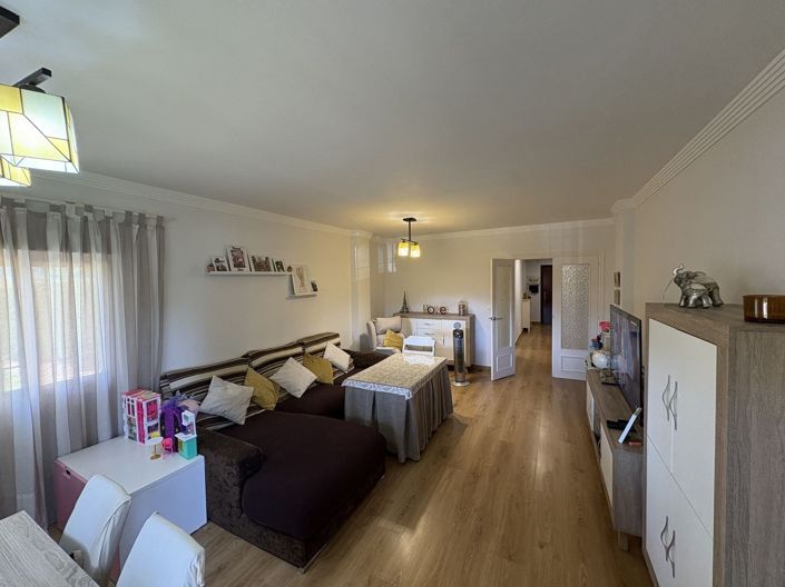 Image No.1-2 Bed Apartment for sale
