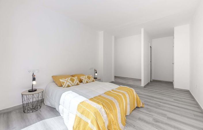 Image No.12-2 Bed Apartment for sale