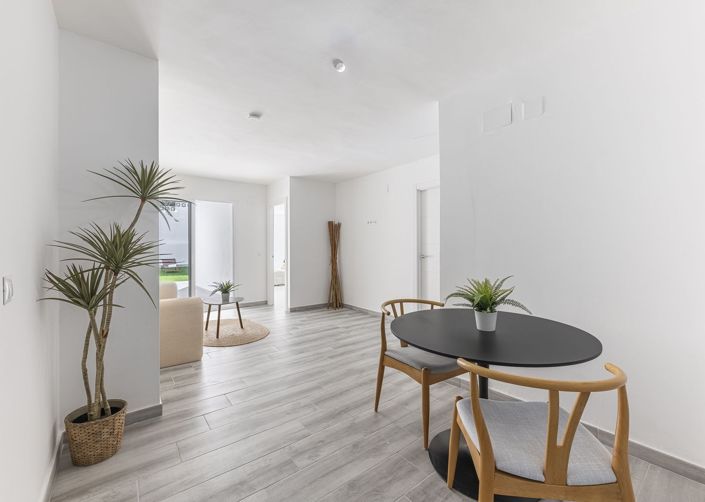 Image No.19-2 Bed Apartment for sale