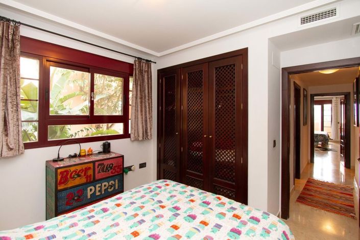 Image No.10-2 Bed Apartment for sale