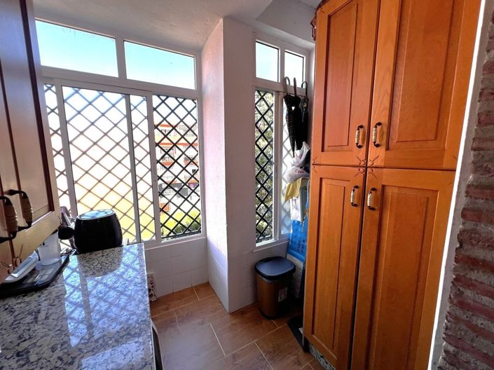 Image No.15-3 Bed Apartment for sale