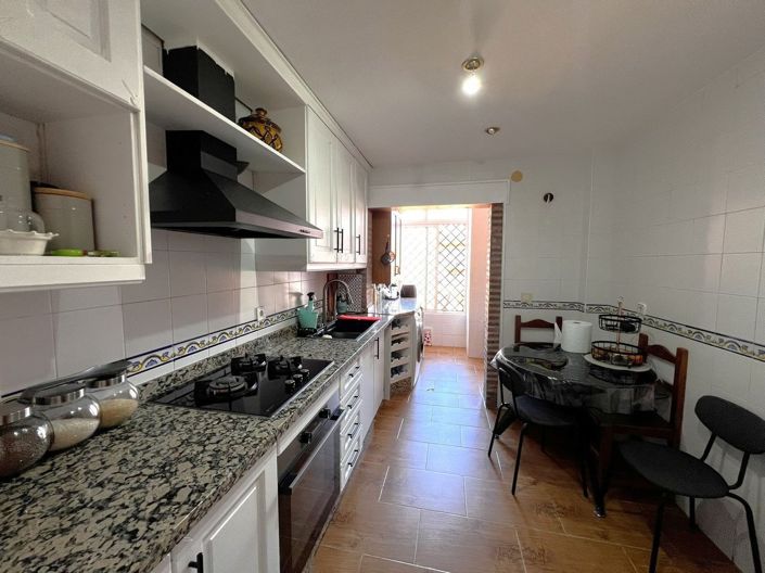 Image No.7-3 Bed Apartment for sale