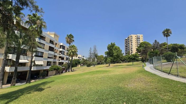 Image No.18-2 Bed Apartment for sale