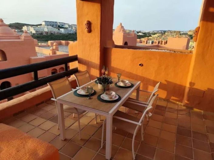 Image No.7-2 Bed Apartment for sale