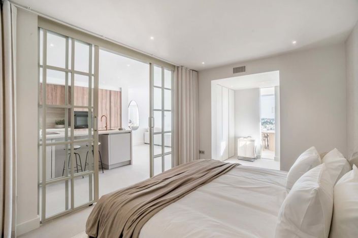 Image No.24-3 Bed Apartment for sale