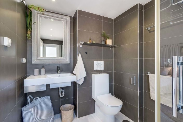 Image No.17-2 Bed Apartment for sale