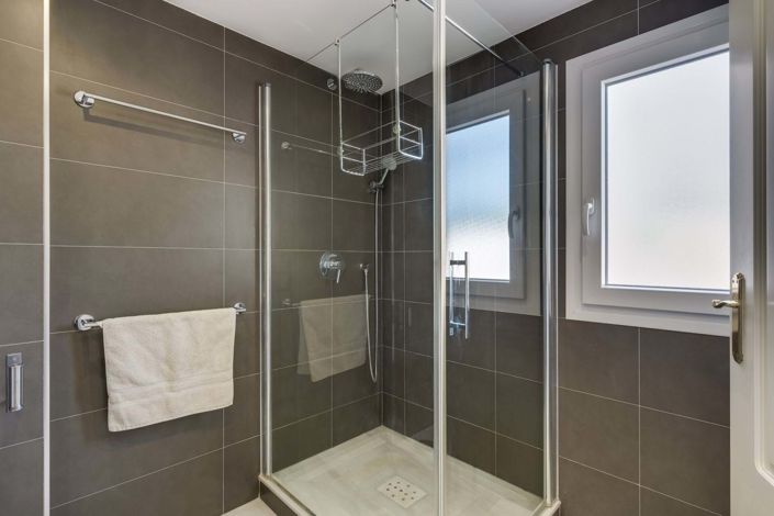 Image No.18-2 Bed Apartment for sale