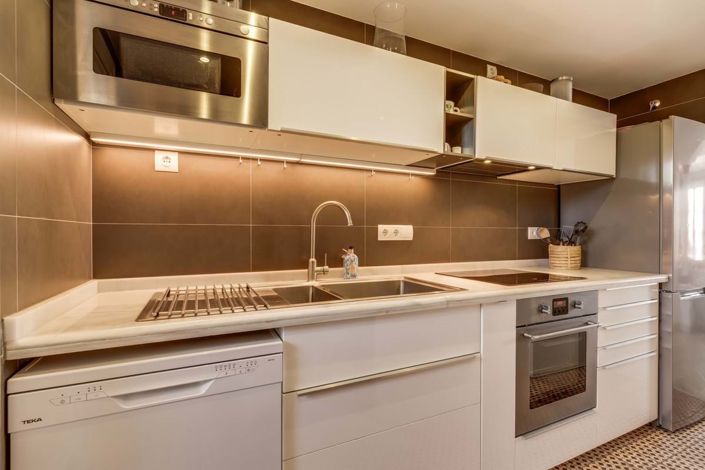 Image No.8-2 Bed Apartment for sale