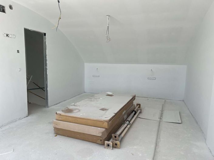 Image No.8-3 Bed Townhouse for sale