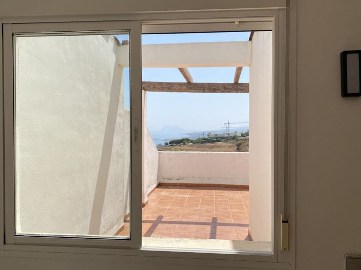 Image No.31-3 Bed Townhouse for sale