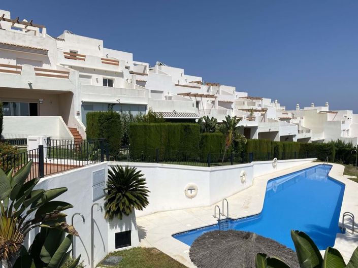 Image No.35-3 Bed Townhouse for sale