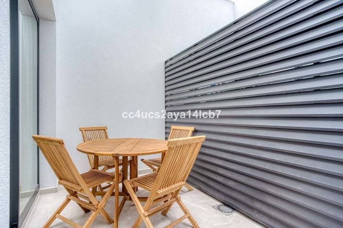 Image No.11-2 Bed Apartment for sale