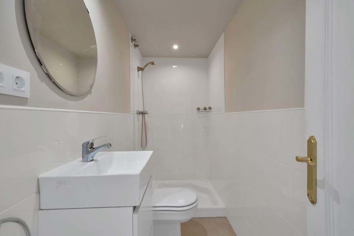 Image No.17-4 Bed Townhouse for sale