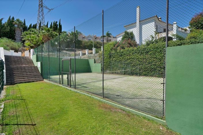 Image No.25-4 Bed Townhouse for sale