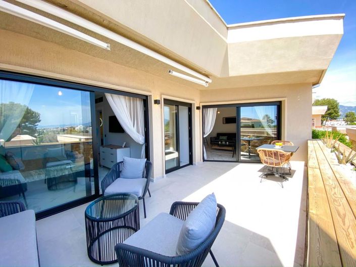 Image No.2-2 Bed Villa for sale