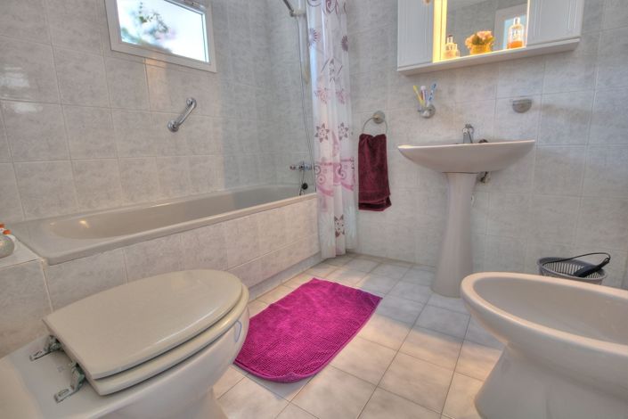 Image No.13-2 Bed Apartment for sale