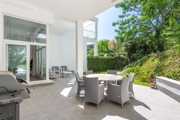 Image No.3-3 Bed Apartment for sale