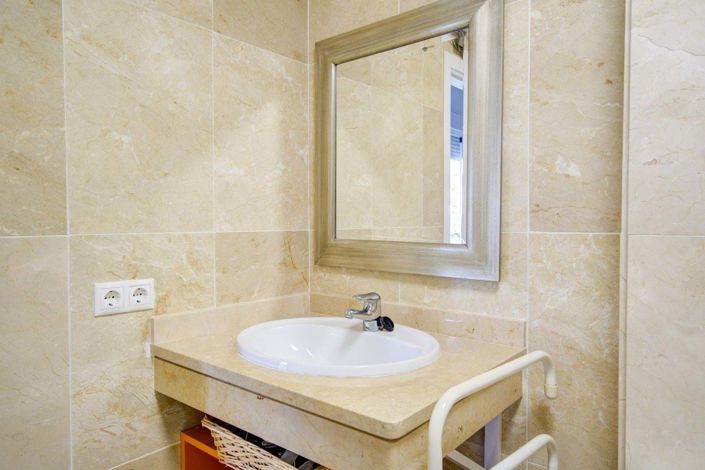 Image No.14-2 Bed Apartment for sale