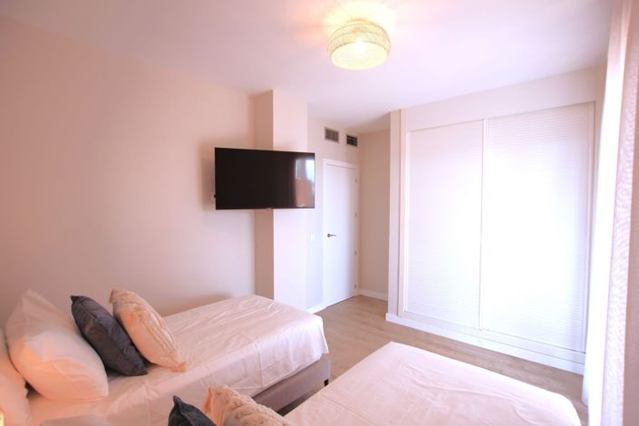 Image No.20-3 Bed Apartment for sale