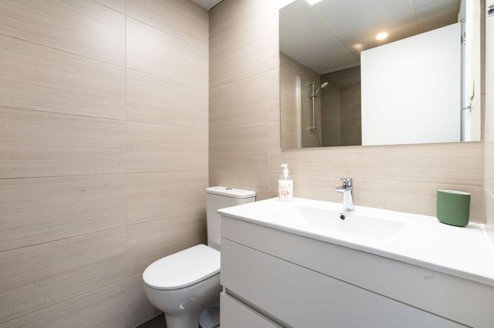 Image No.22-3 Bed Apartment for sale