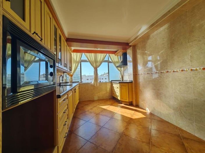 Image No.11-3 Bed Apartment for sale