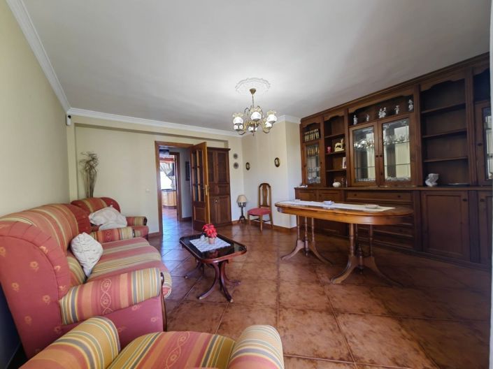 Image No.20-3 Bed Apartment for sale