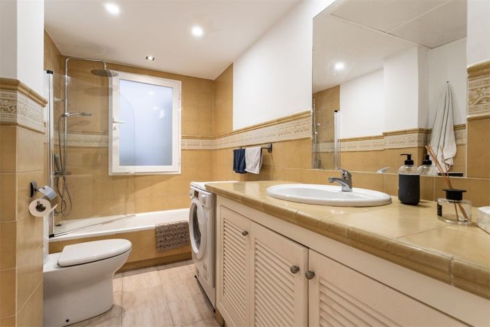 Image No.15-2 Bed Apartment for sale